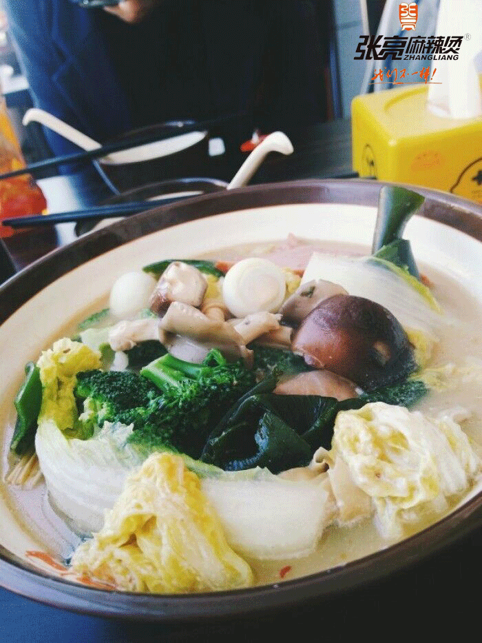张亮麻辣烫加盟店,小本餐饮投资好项目